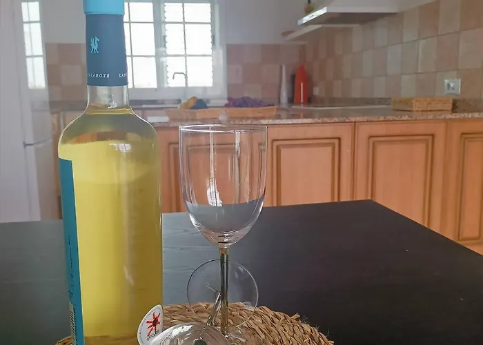 Mara's House, Oasis De Paz * Nazaret