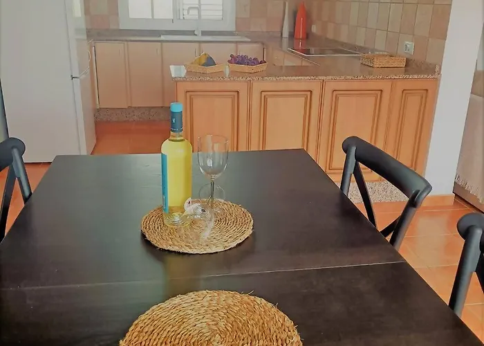 Mara's House, Oasis De Paz * Nazaret